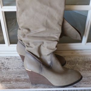 Stylish wedge boots!